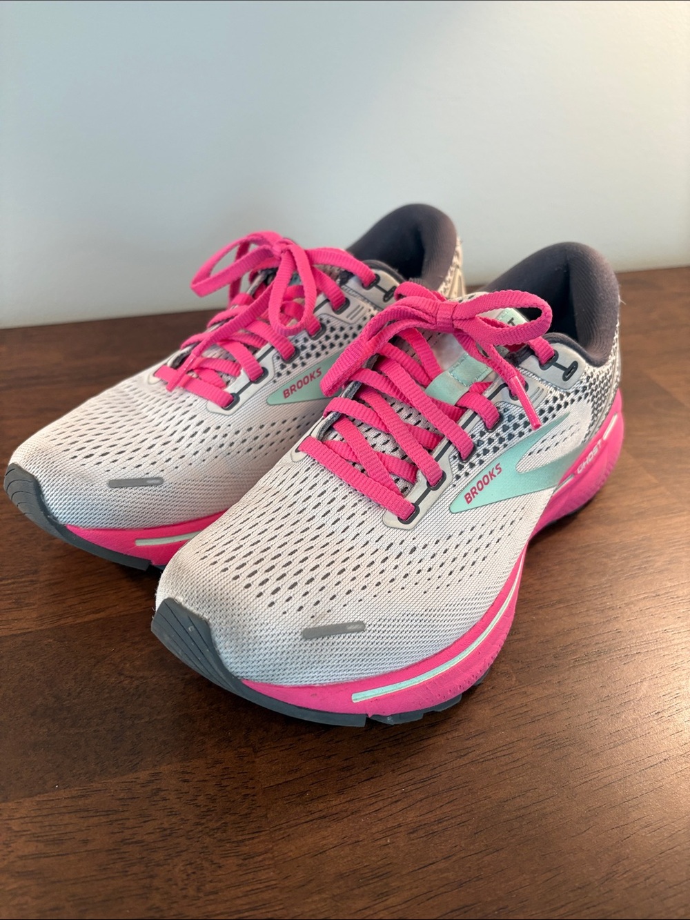 Brooks Women’s white and Pink Running Sneakers with Mint Accents